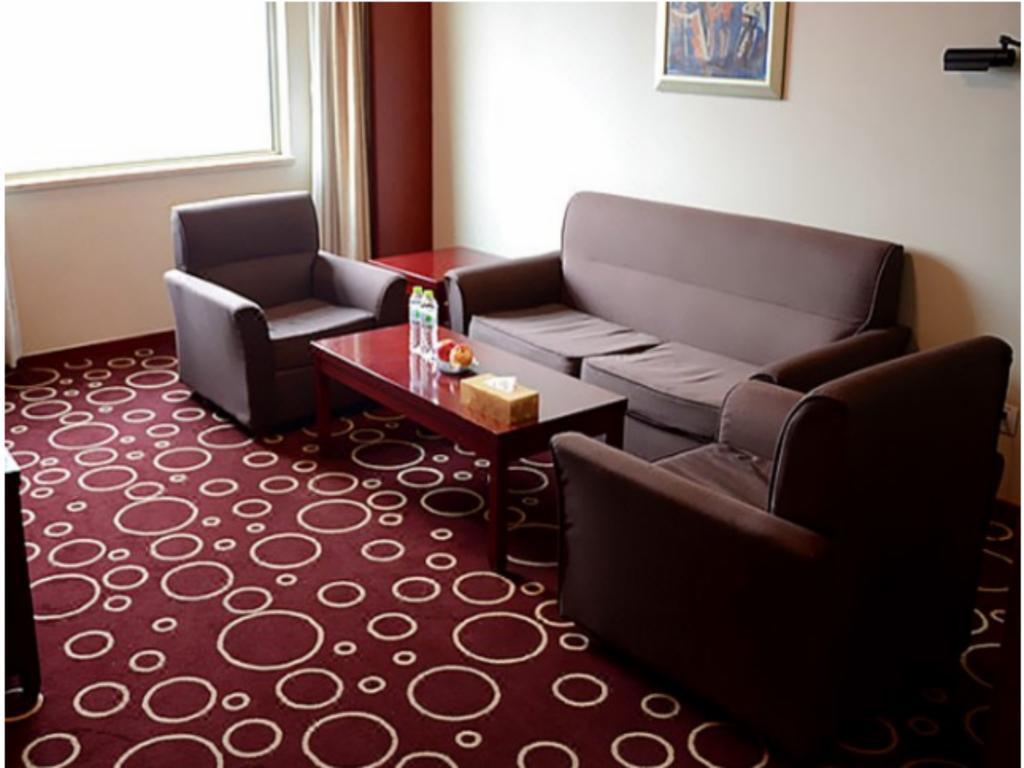 Beijing Spring Hotel Esterno foto