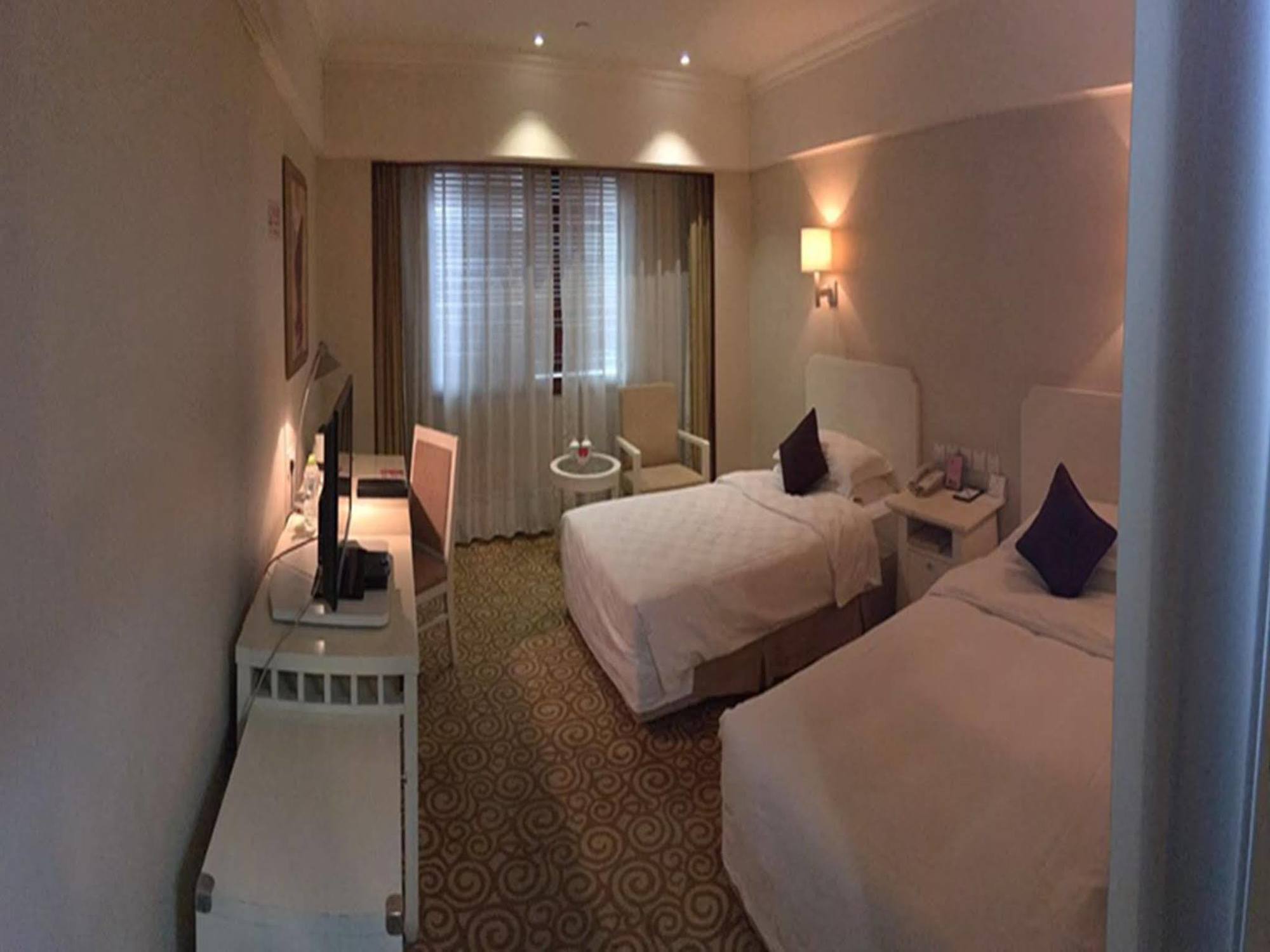 Beijing Spring Hotel Esterno foto