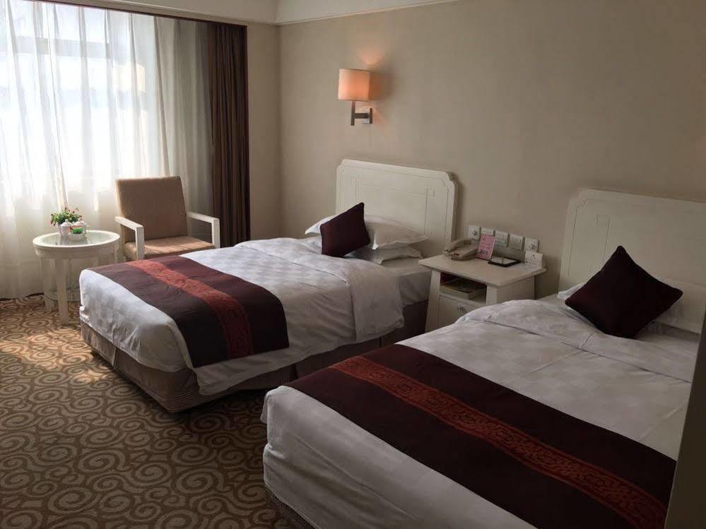 Beijing Spring Hotel Esterno foto